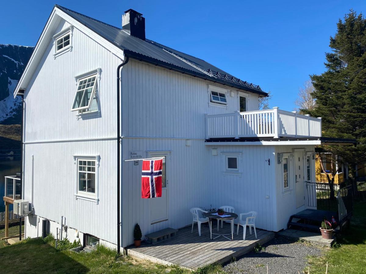 Reine Retro Villa - Cozy Villa With A Fantastic View Exterior photo