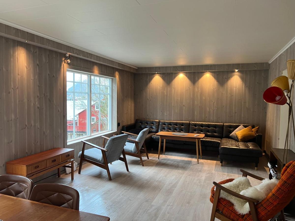 Reine Retro Villa - Cozy Villa With A Fantastic View Exterior photo